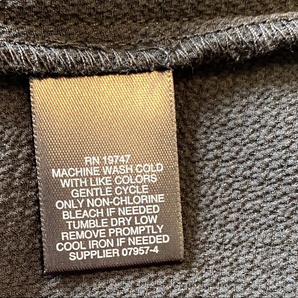 Liz Claiborne Black Blouse - Picture 7 of 7